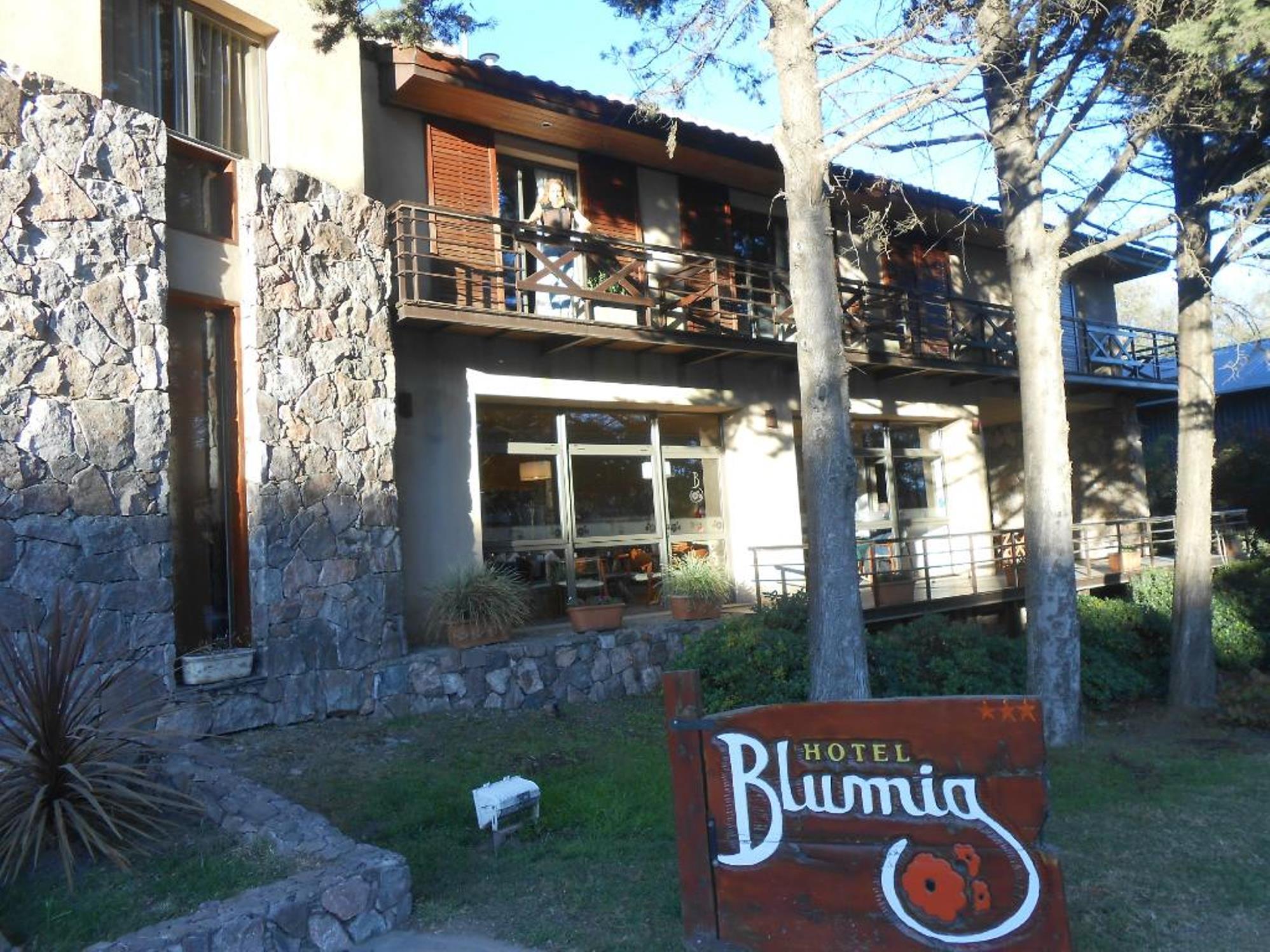 Hotel Blumig Вилья-Хенераль-Бельграно Экстерьер фото