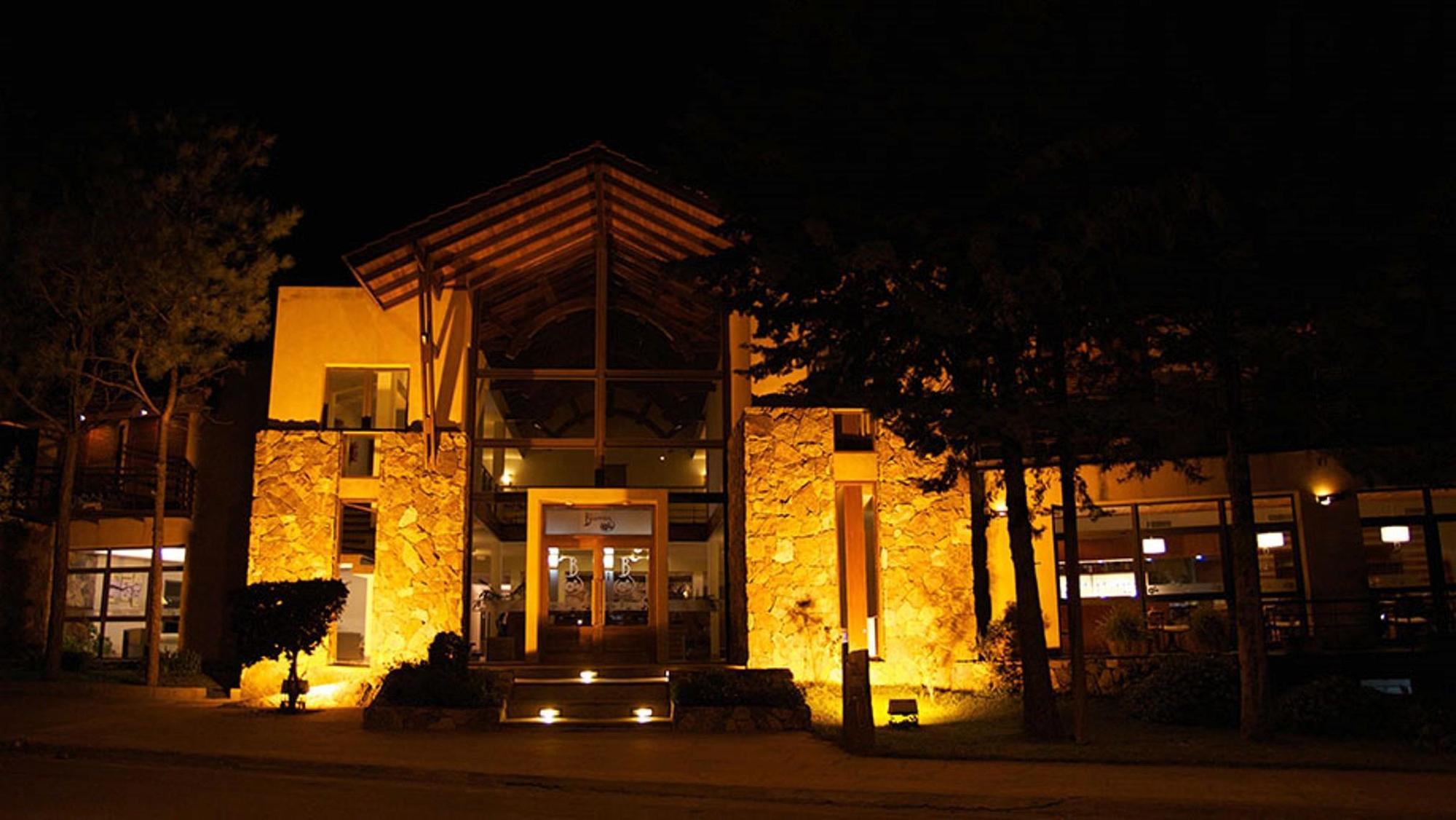 Hotel Blumig Вилья-Хенераль-Бельграно Экстерьер фото